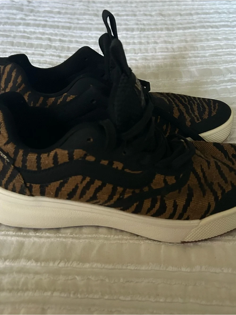 Vans UltraRange Knit Sneakers in Black and Brown Tiger Stripe